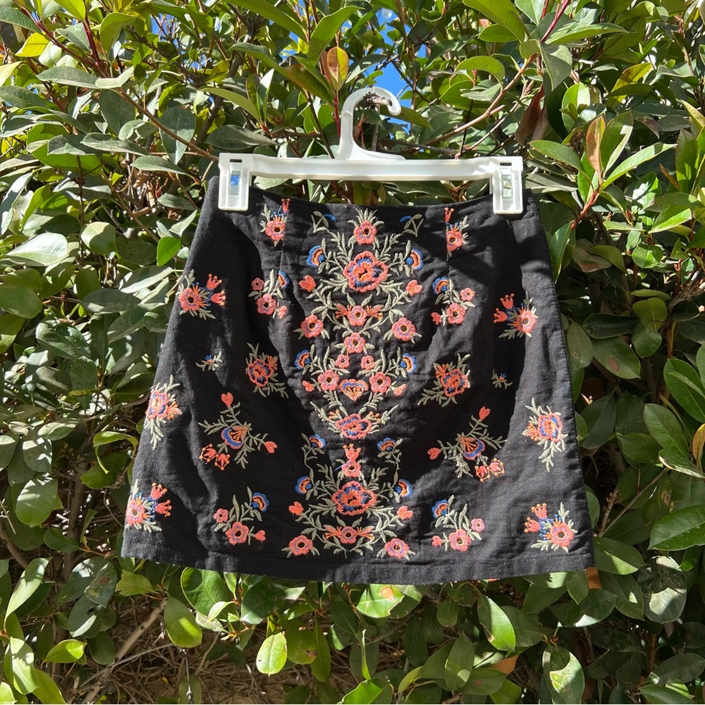 Emory Park boho embroidered pencil skirt
